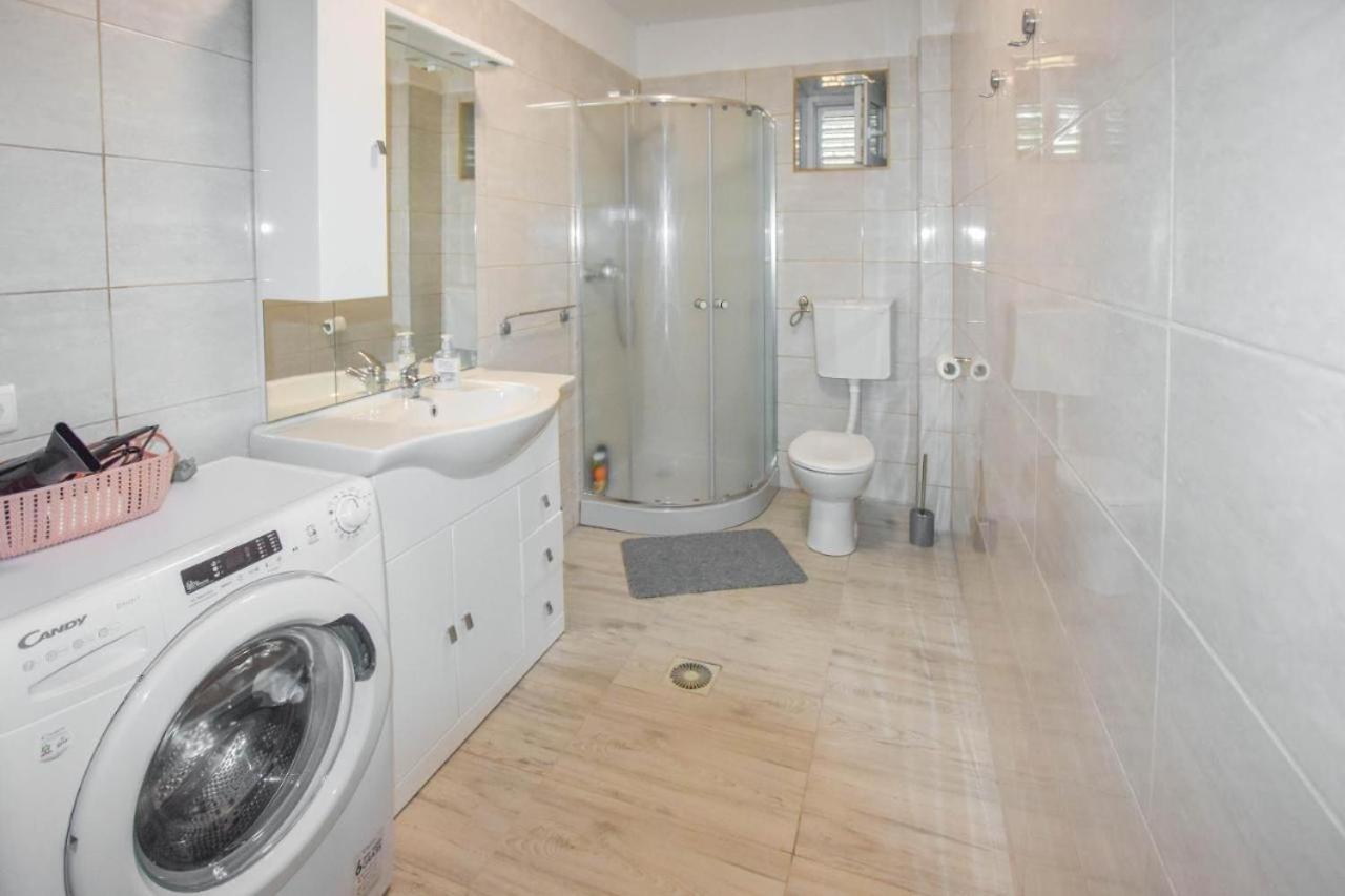 Suite Apartment Toni Poljana  Kültér fotó