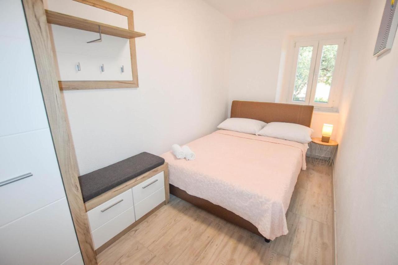 Suite Apartment Toni Poljana  Kültér fotó
